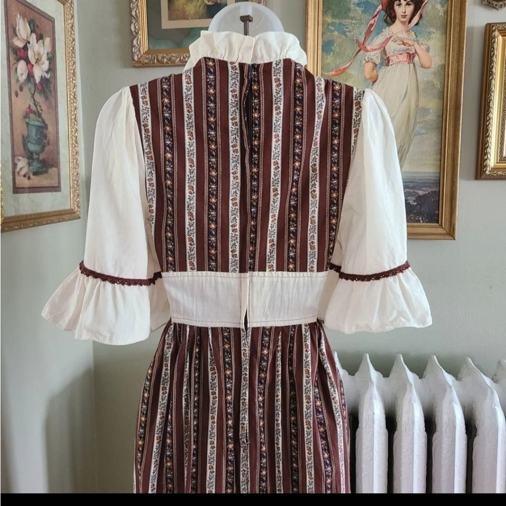 1970s Vintage Maxi Dress - Picture 7 of 12